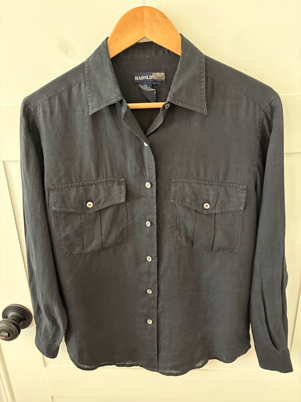 Harold’s Vintage Double Pocket Linen Long Sleeve Shirt. Size 6.